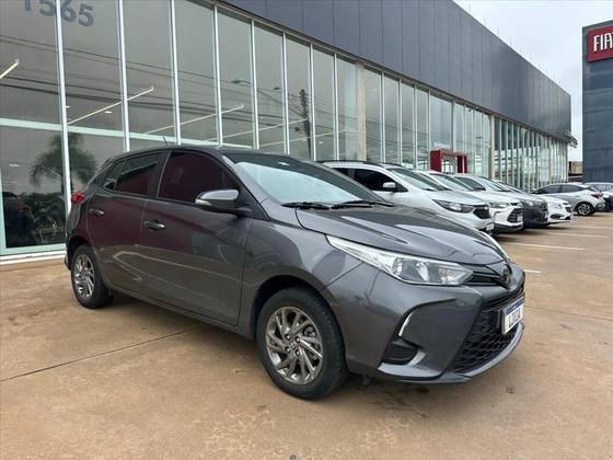 TOYOTA YARIS 1.5 16V FLEX XS MULTIDRIVE